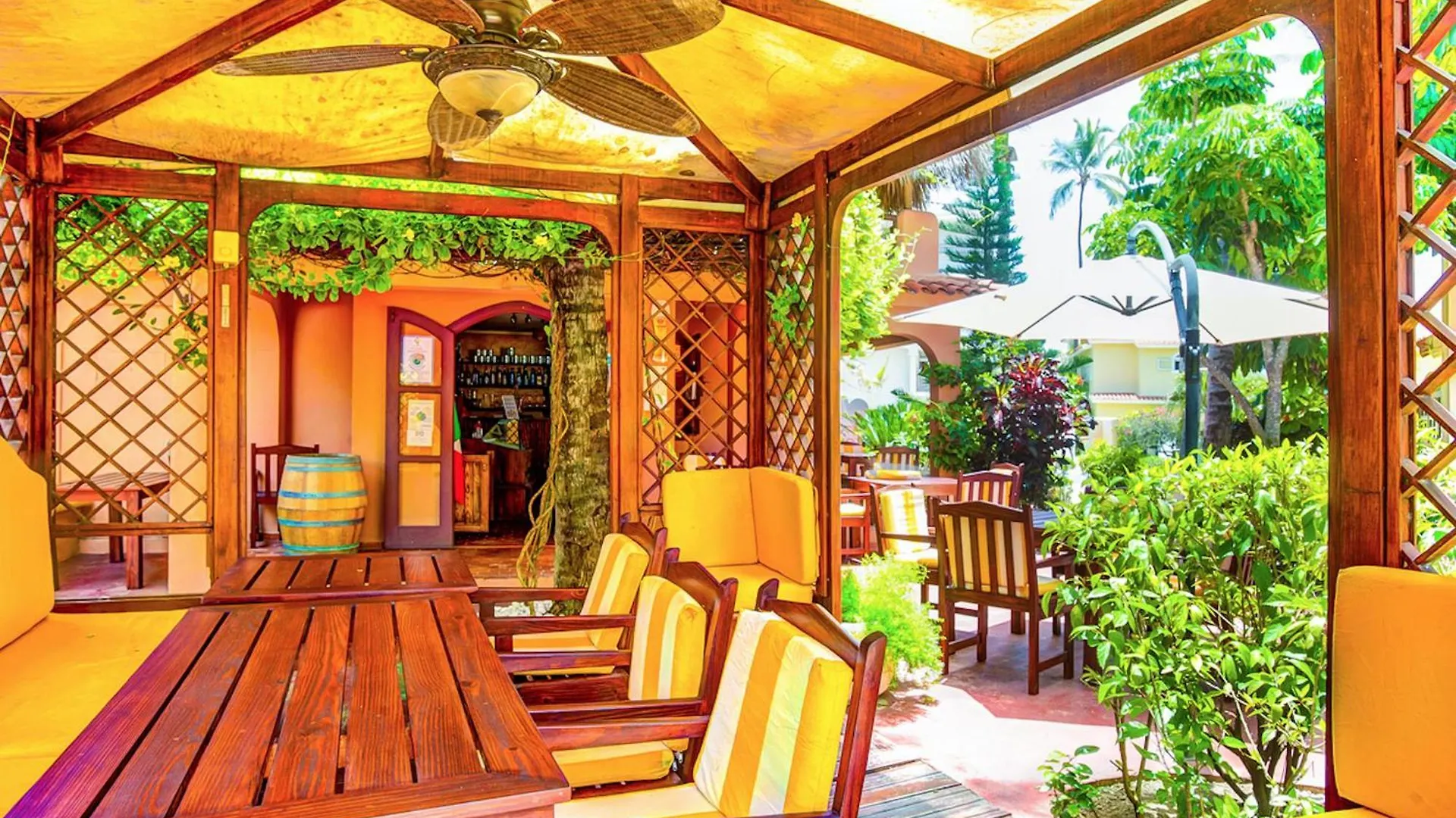 Ducassi Suites Rooftop Pool - Beach Club And Spa Punta Cana 5*,