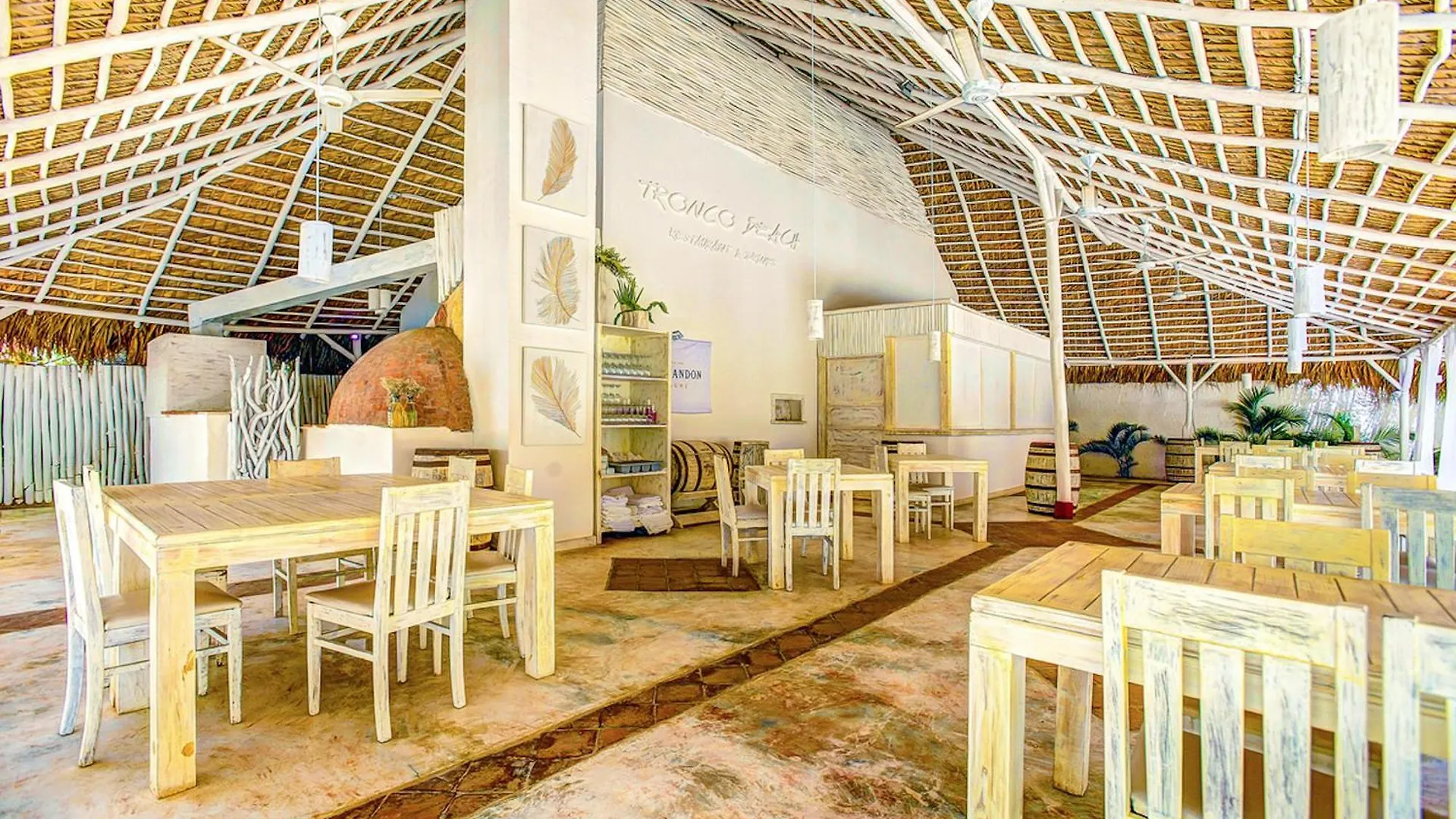 Ducassi Suites Rooftop Pool - Beach Club And Spa Punta Cana